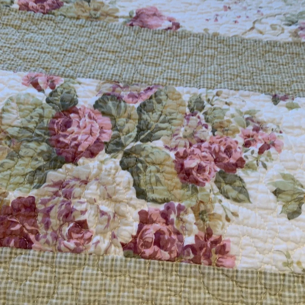 N/A floral checkered